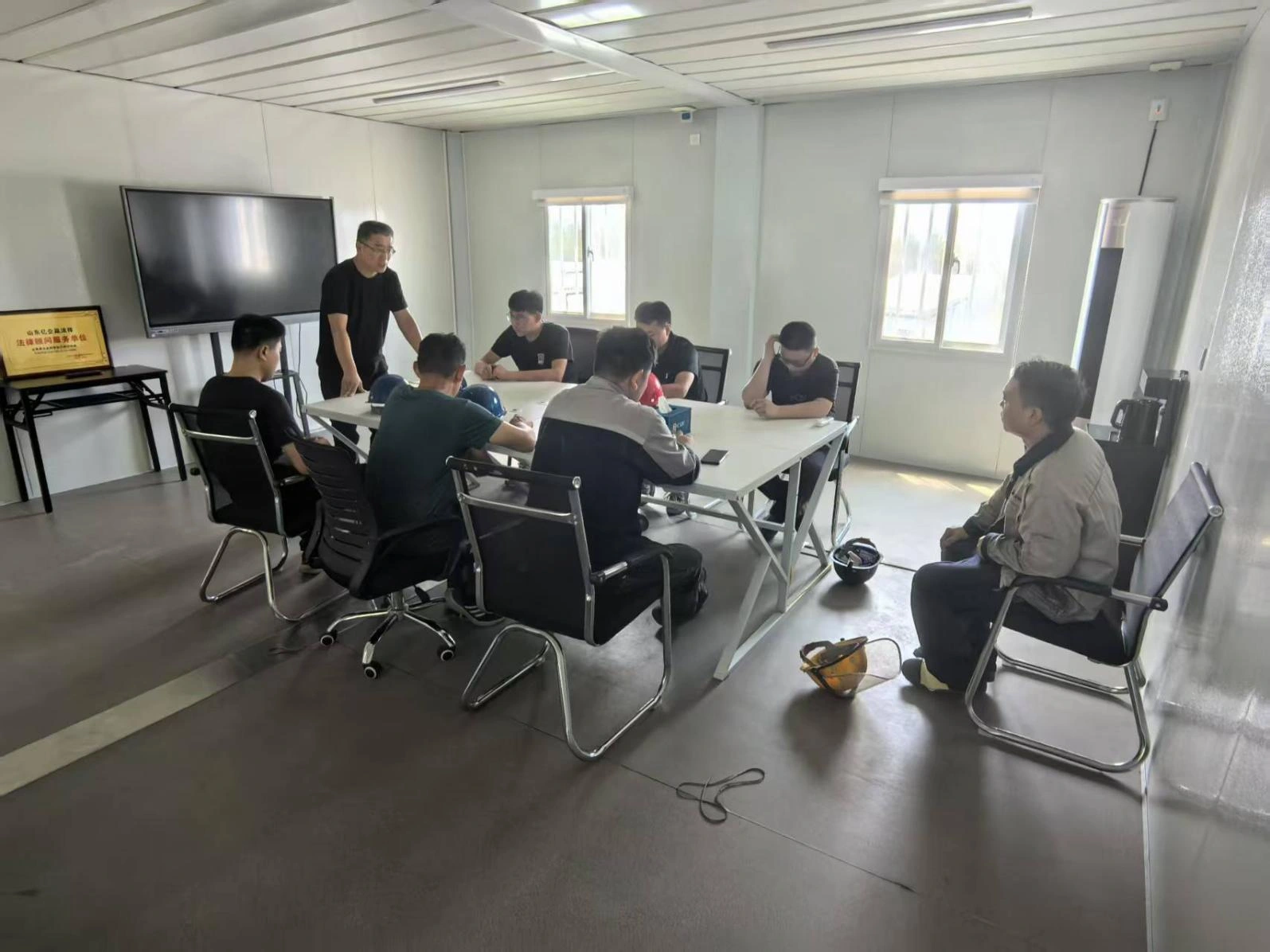 कार्यक्षेत्राच्या सुरक्षिततेचा पाया मजबूत करणे संघ नेत्यांसाठी विशेष सुरक्षा प्रशिक्षणासह